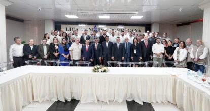 Observadores internacionales visitan Liga Municipal Dominicana