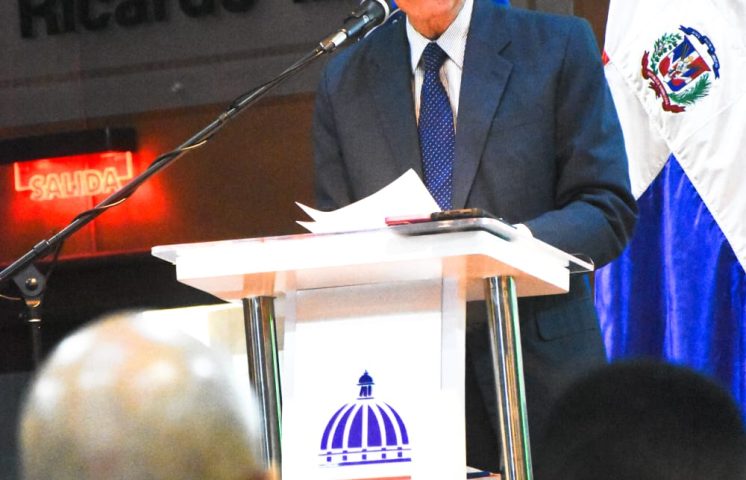 MESCyT abre convocatoria de Becas Nacionales en las Instituciones de Educación Superior IES