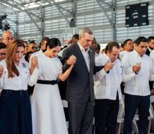 Abinader exhorta alcaldes y directores a trabajar con honestidad y compromiso