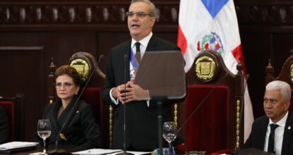 Presidente dice cerca de 5 millones de dominicanos tienen empleo