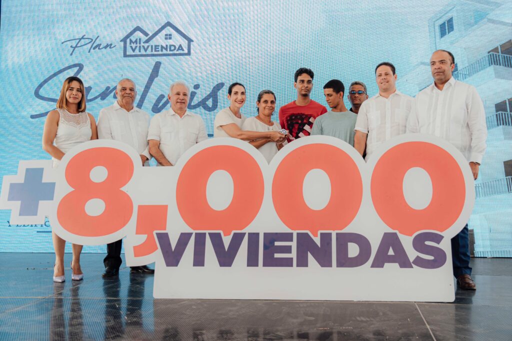 MIVED rompe récord con entrega de vivienda 8,000