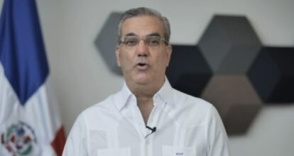 Abinader acepta ir a debate organizado por ANJE; se convierte en el primer presidente en hacerlo