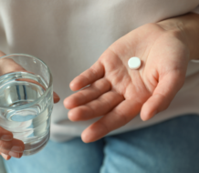 Más mujeres en Estados Unidos recurren a píldoras para abortar, según estudio