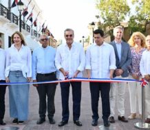  Abinader y Collado inauguran obras en la Ciudad Colonial