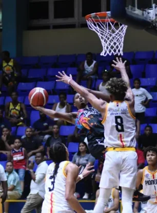 Club Villa Francisca extiende invicto en torneo basket de Segunda División de Abadina