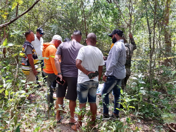 Encuentran en unos matorrales cadáver de oficial del ERD en Barahona