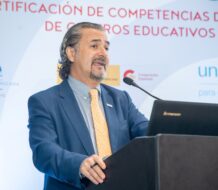 Lanzan piloto del proyecto de Certificación Digital en Centros Educativos para mitigar desigualdades digitales
