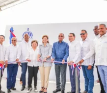 Gobierno entrega obras en Baní, San Cristóbal y Haina construidas por el MOPC