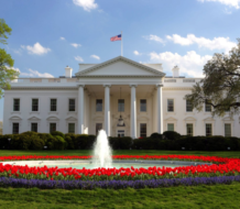 La Casa Blanca rechaza la decisión del Supremo sobre la nueva ley migratoria en Texas