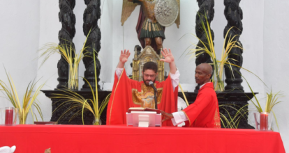 Católicos celebran el Domingo de Ramos que inicia actividades de la Semana Mayor