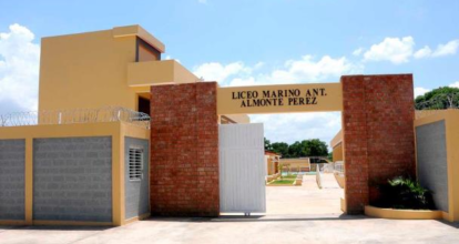 Estudiantes y maestros de liceo en Santiago Rodríguez sufren mareos y desmayos