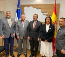 Comisión JCE verifica en Europa montaje para elecciones de mayo; Jáquez Liranzo llama a dominicanos a elegir “ir a votar”