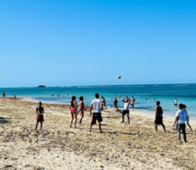 Permiten acceso de bañistas en playas Puerto Plata tras mejorar condiciones marítimas