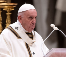 El papa pide un intercambio de prisioneros entre Rusia y Ucrania, en su mensaje de Pascua