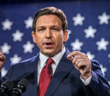 Gobernador de Florida firma una ley contra la ocupación ilegal de viviendas