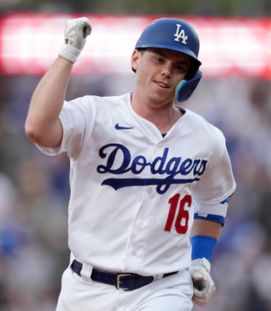 Los Dodgers extienden por 10 temporadas su acuerdo con el receptor Will Smith