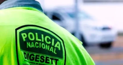Digesett dice investiga denuncia caso agente supuestamente recibió transferencia de dinero