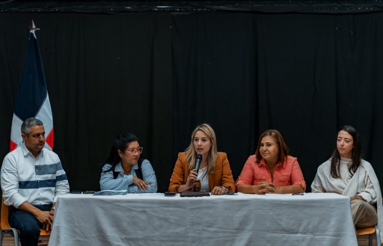 Alcaldía DN celebra cabildo abierto; se impactarán 50 sectores con un monto de RD$150 millones