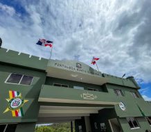 Abinader entrega polideportivos en Sánchez y Samaná; inaugura fortaleza del Ejército