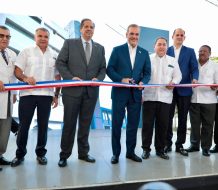 Abinader entrega el remozado Hospital Materno Dra. Evangelina Rodríguez