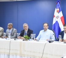 Ministro de Salud: reforma del sector salud persigue eficientizar servicios