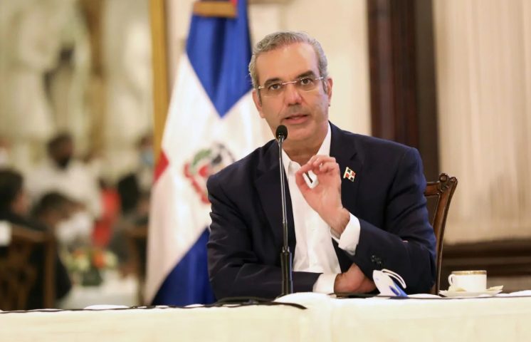 Abinader reafirma compromiso con la seguridad y soberanía de RD en entrevista con BBC HARDtalk