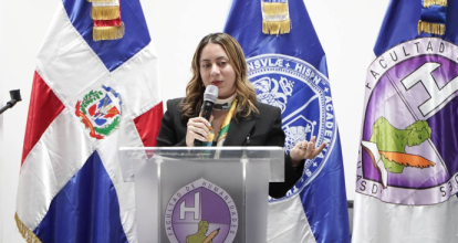 Gloria Reyes exhorta a partidos políticos fomentar participación de la mujer
