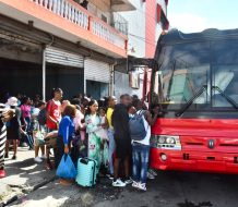 Aumenta flujo de vacacionistas hacia el interior por asueto SS 2024
