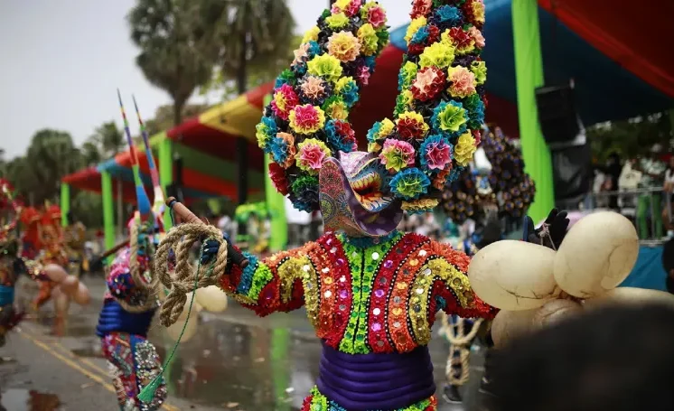 Carnavaleros en desacuerdo con suspensión del Desfile Nacional de Carnaval