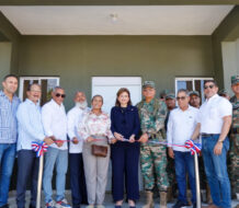 La vice inaugura destacamento militar y supervisa reconstrucción de factoría federación agraria en Yuna