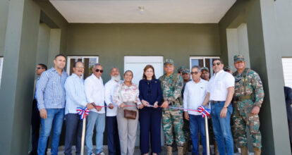 La vice inaugura destacamento militar y supervisa reconstrucción de factoría federación agraria en Yuna