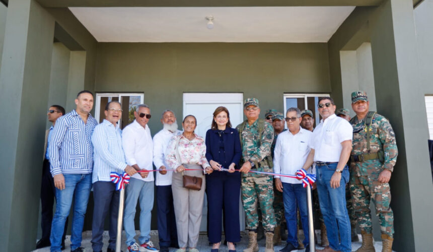 La vice inaugura destacamento militar y supervisa reconstrucción de factoría federación agraria en Yuna