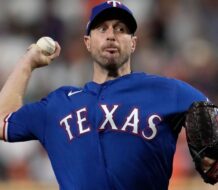rehabilitación de Scherzer avanza mientras regresa al campamento de los Rangers