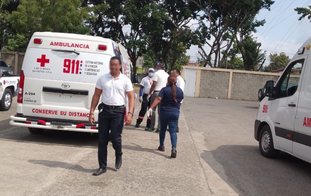 El 911 coordina asistencia de 30 estudiantes  afectados por golpe de calor en La Vega