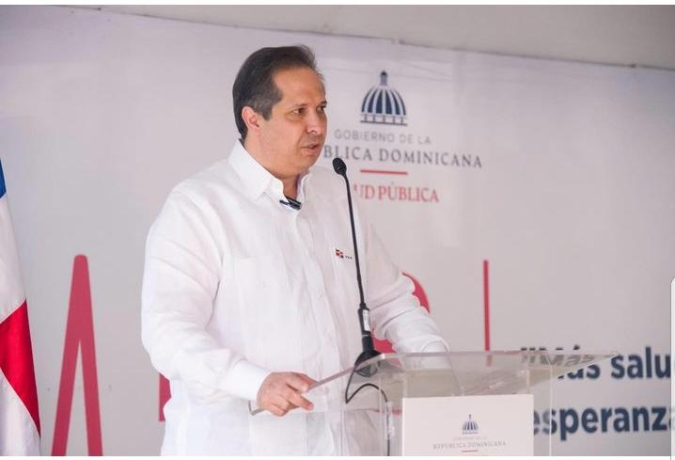 Ministro de Salud Pública garantiza atención médica en Semana Santa