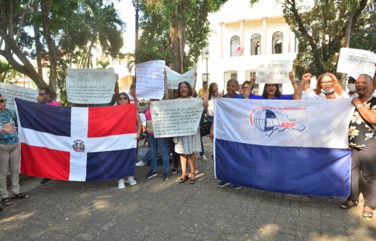 Tribunal aplaza acción de amparo del Minerd contra ADP de Santiago