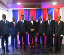 Los miembros del Consejo Presidencial de Transición de Haití juran su cargo