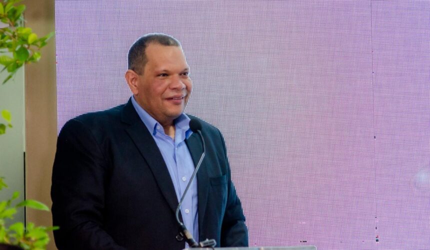 Carlos Guzmán expresa cumplió deber como servidor público por desarrollo de SDN