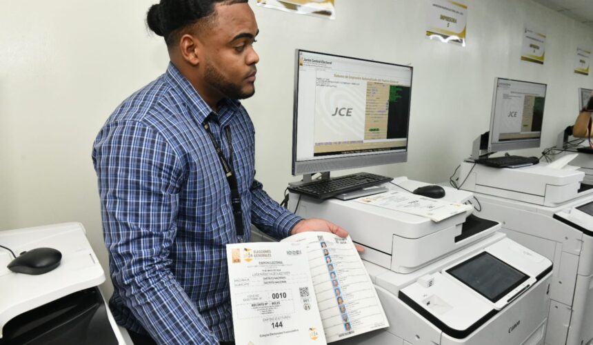 JCE inicia impresión del padrón electoral para elecciones presidenciales y congresuales
