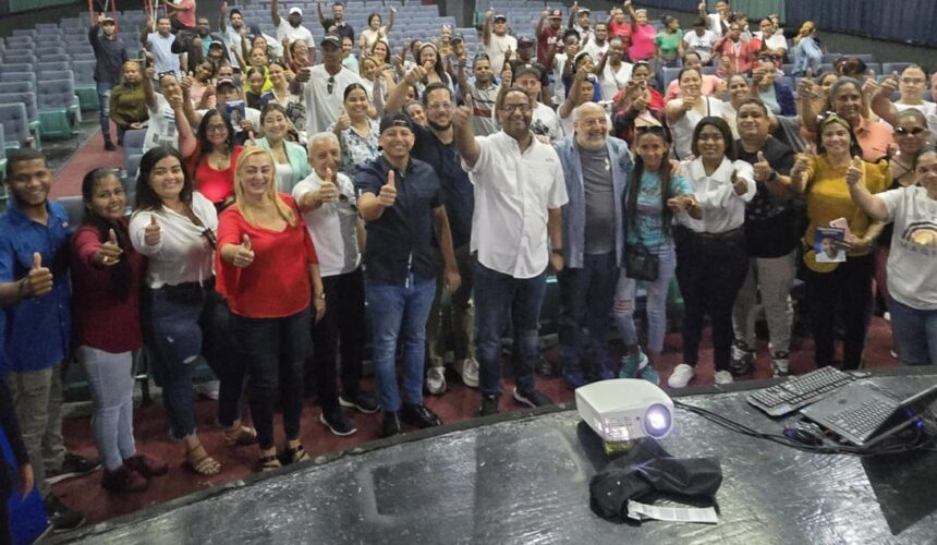 Movimiento Conecta con Luis brinda apoyo a candidatos en Villa Altagracia y Bani