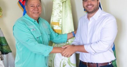 Candidato a diputado Vicente Sánchez recibe apoyo de Antolín Polanco 