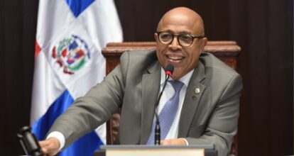 Alfredo Pacheco defiende posición del país ante el tema haitiano