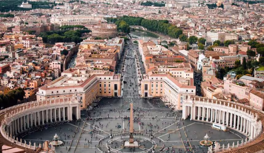 El Vaticano condena cambio de sexo, la teoría de género y los vientres de alquiler