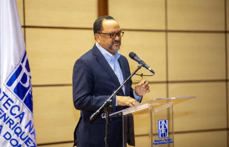 Antoliano Peralta pone en circulación segunda edición ampliada del libro “Precisiones jurídicas y otros temas”