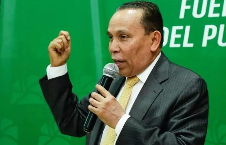 Radhamés Jiménez califica de alarmante intención del PRM de desmantelar sistema de partidos a través de la “dinerocracia”