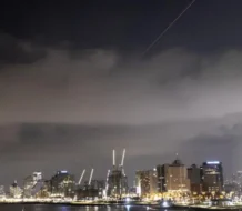 Israel dice que Irán ha lanzado más de 200 drones, misiles de crucero y balísticos