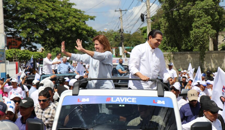Vicepresidenta encabeza caravana en Tamboril y Licey al Medio en apoyo a candidatos PRM