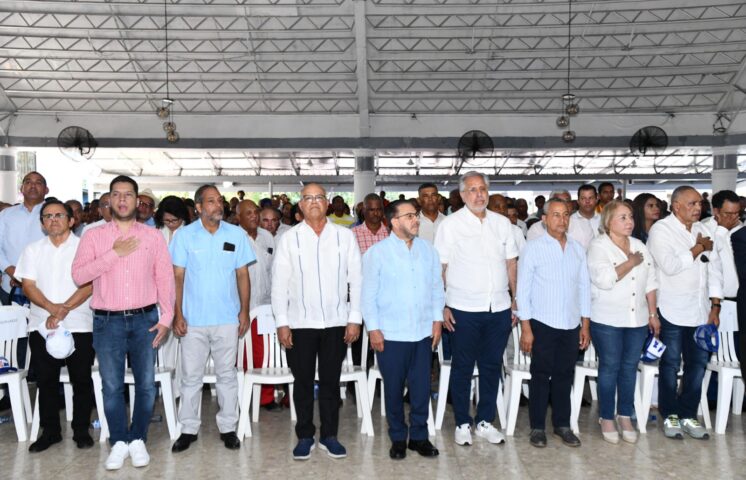 Guillermo Moreno promete impulsar reformas para fortalecer la institucionalidad y el crecimiento económico