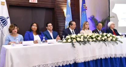 Salud Pública y la OPS buscan implementar auto prueba de VIH en RD