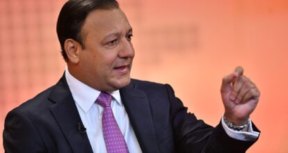 Abel promete impulsar turismo, terminar puente en La Otra Banda y otras obras para La Altagracia